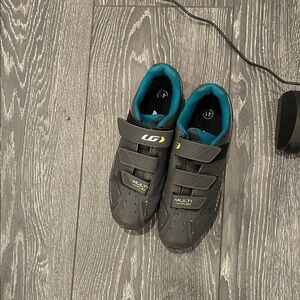 Women Gray Cycling Shoes